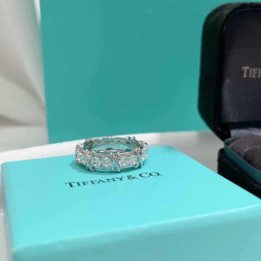Replica T*f*ny Ring