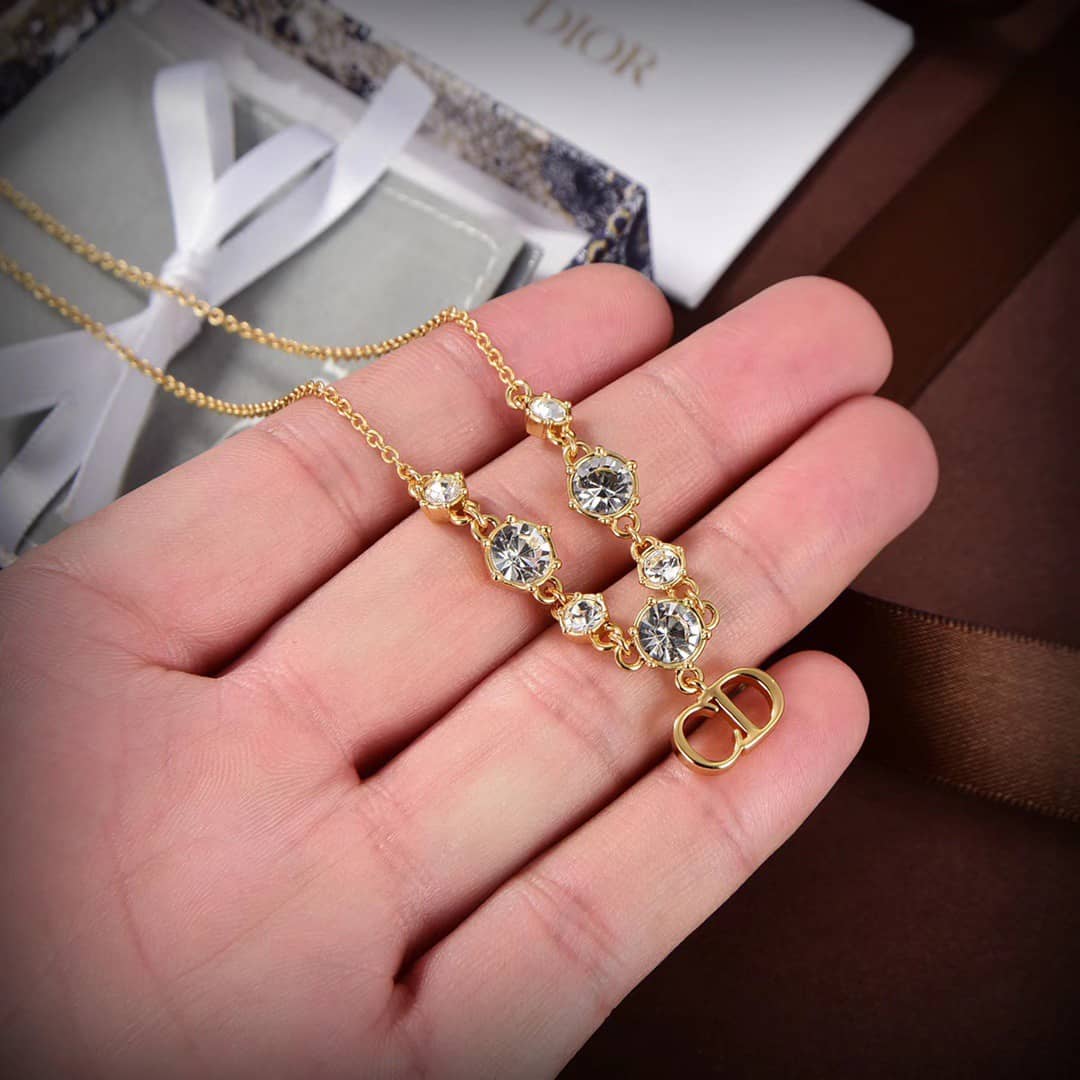 Best Chr1st1an D10r Classic Necklace
