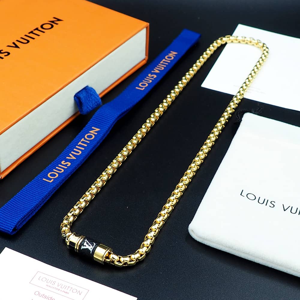 L0vis Vvtt0n Necklace Copy