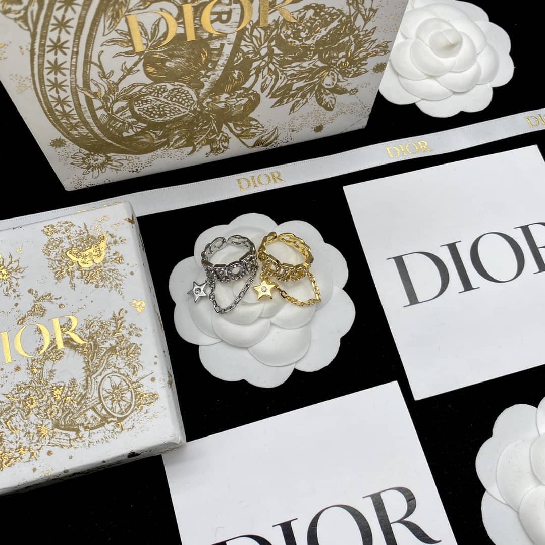 Best Chr1st1an D10r Classic Ring