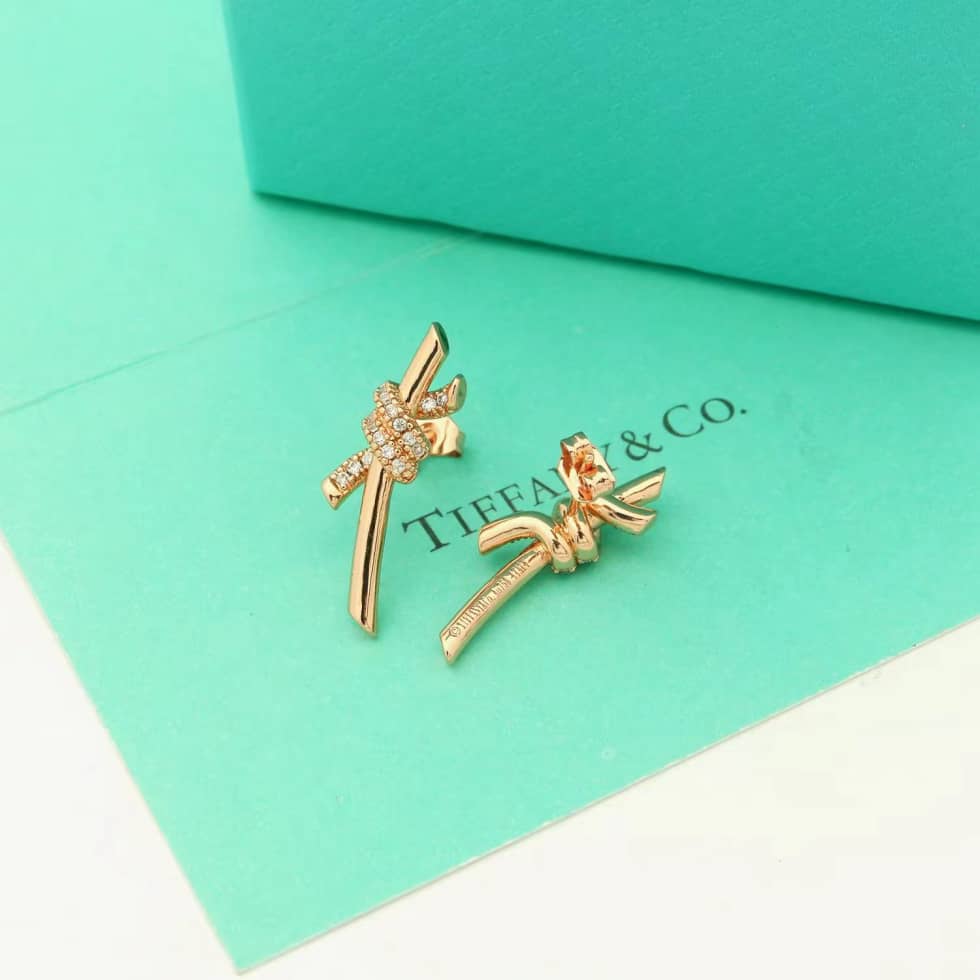 High Quality T*f*ny Earring