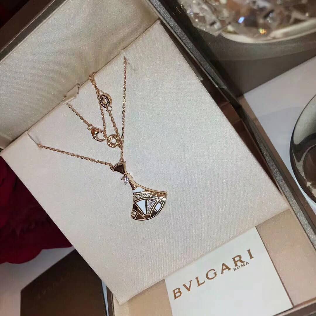 Replica Bv1g*ai Necklace