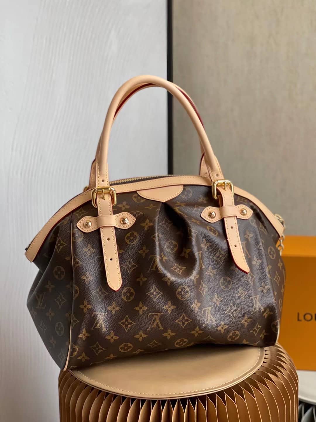 L0vis Vvtt0n Monogram Tivoli GM M40144 Replica Shoulder Bag