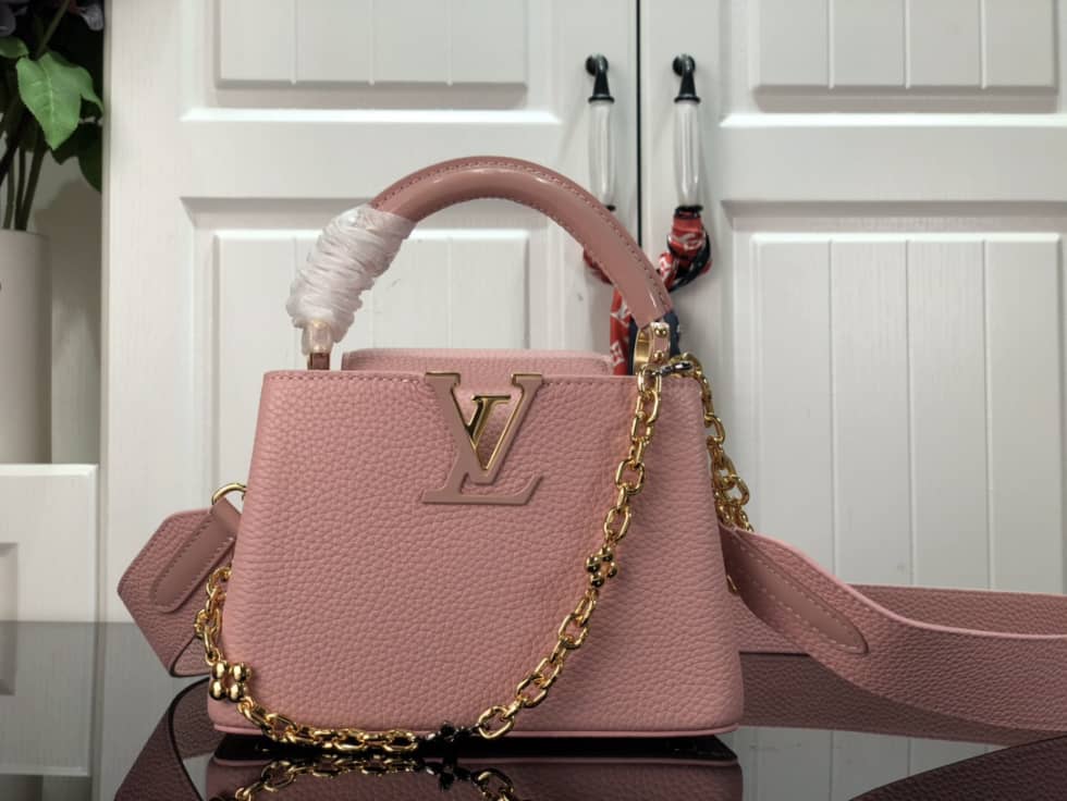 L0vis Vvtt0n Capucines MM M59065 Replica Shoulder Bag
