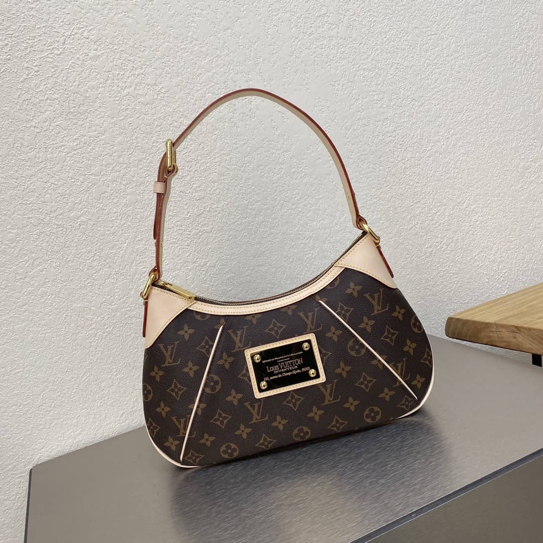 L0vis Vvtt0n Thames Monogram Canvas PM Replica Handbag