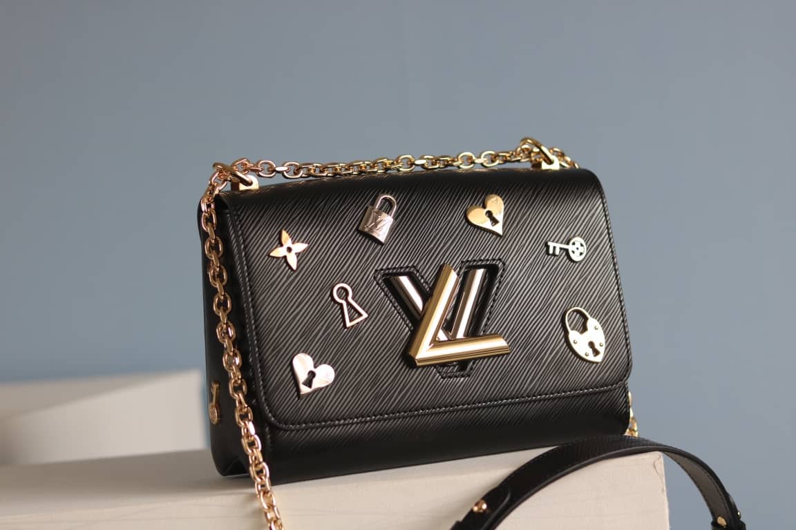 L0vis Vvtt0n Twist Epi Handbag Replica