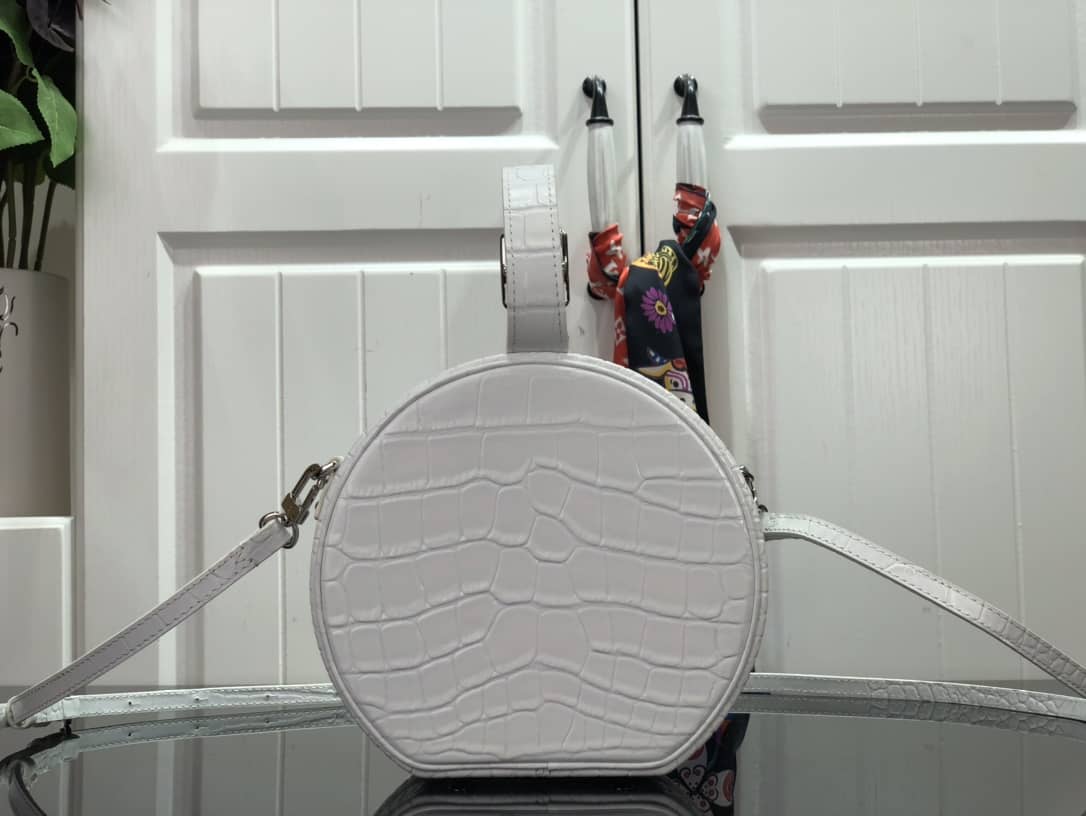 L0vis Vvtt0n Petite Boite Chapeau Crocodilien Brillant Replica Bag White N93597