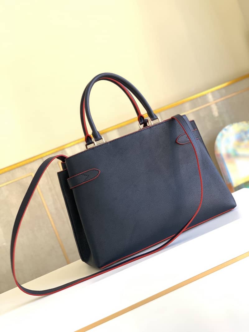 L0vis Vvtt0n Lockme Day Tote Replica M53645