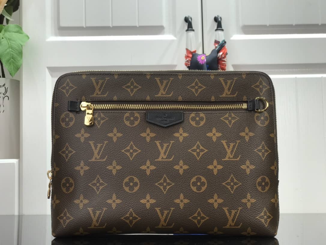 L0vis Vvtt0n Monogram Eclipse Canvas Replica Pouch Brown M60417