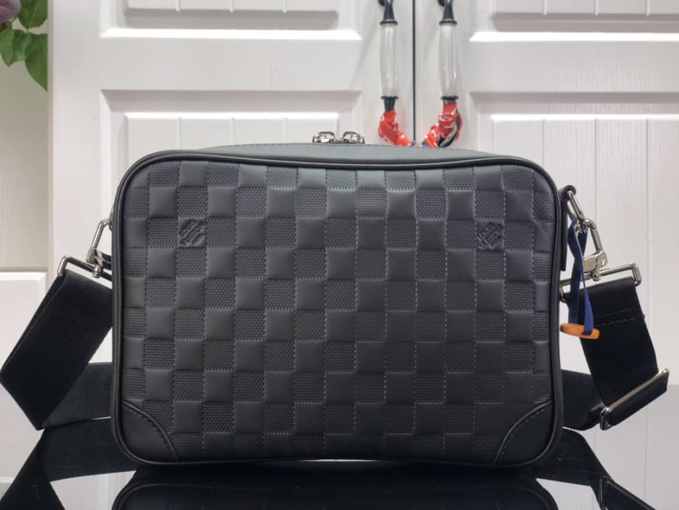 L0vis Vvtt0n Sirius Damier Infini N45286 Replica Messenger Bag