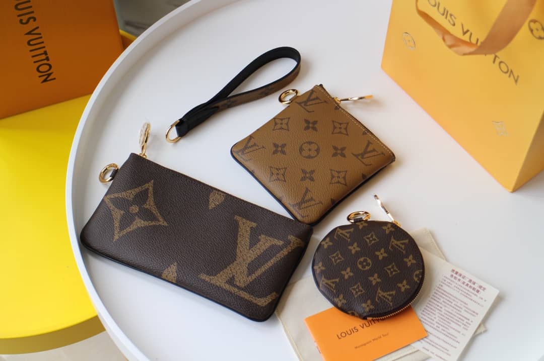L0vis Vvtt0n Multi Pochette Accessoires Replica Crossbody Bag Yellow M44840