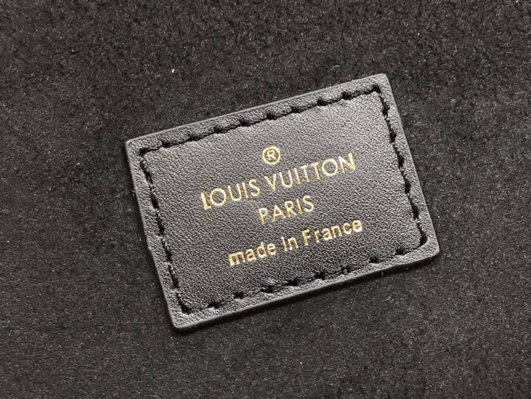 L0vis Vvtt0n Vanity PM Monogram Empreinte Leather Crossbody Bag Replica M45598