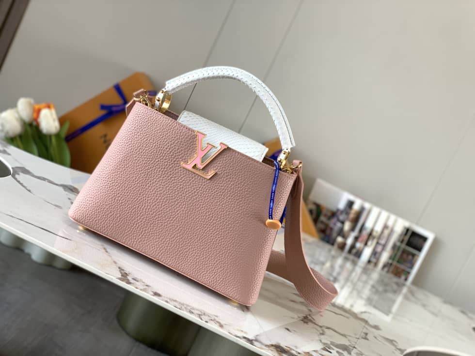 L0vis Vvtt0n Capucines BB Bag