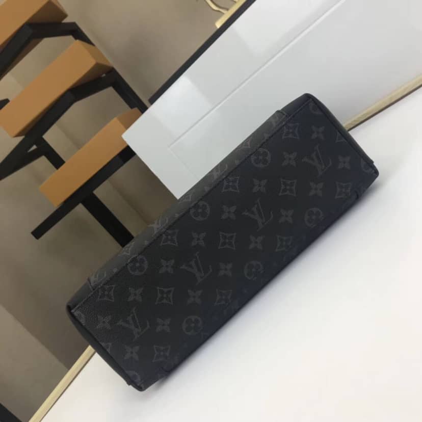 L0vis Vvtt0n Monogram Eclipse Messenger MM Shoulder Bag Replica M40539