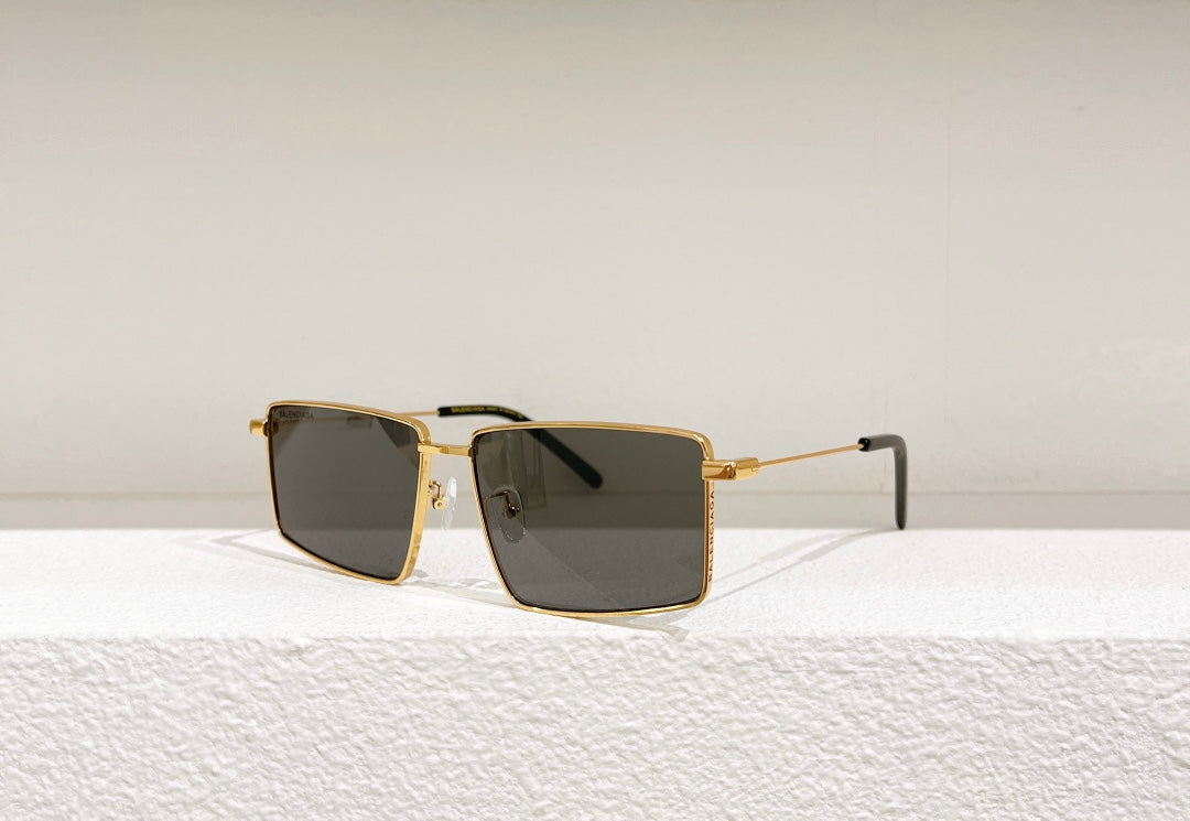 Ba1en*iaga Sunglasses Dupe