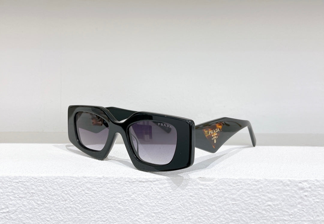 Pra*a Sunglasses