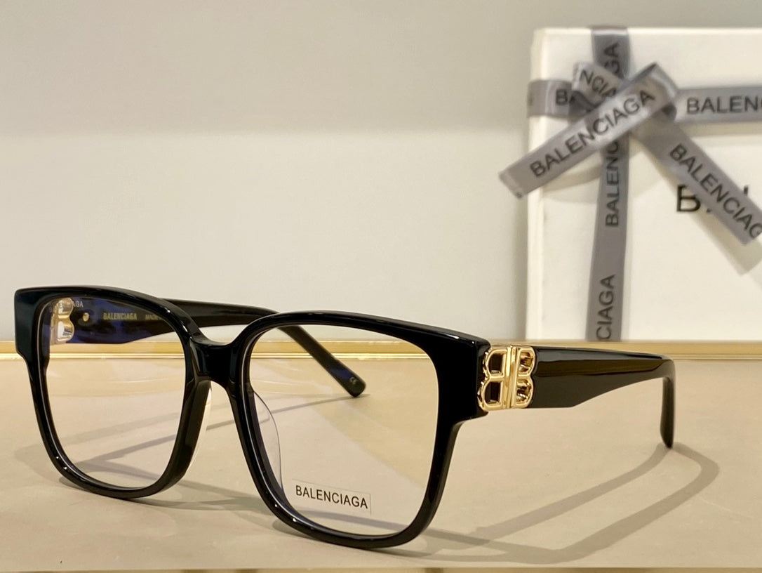 Ba1en*iaga Glasses
