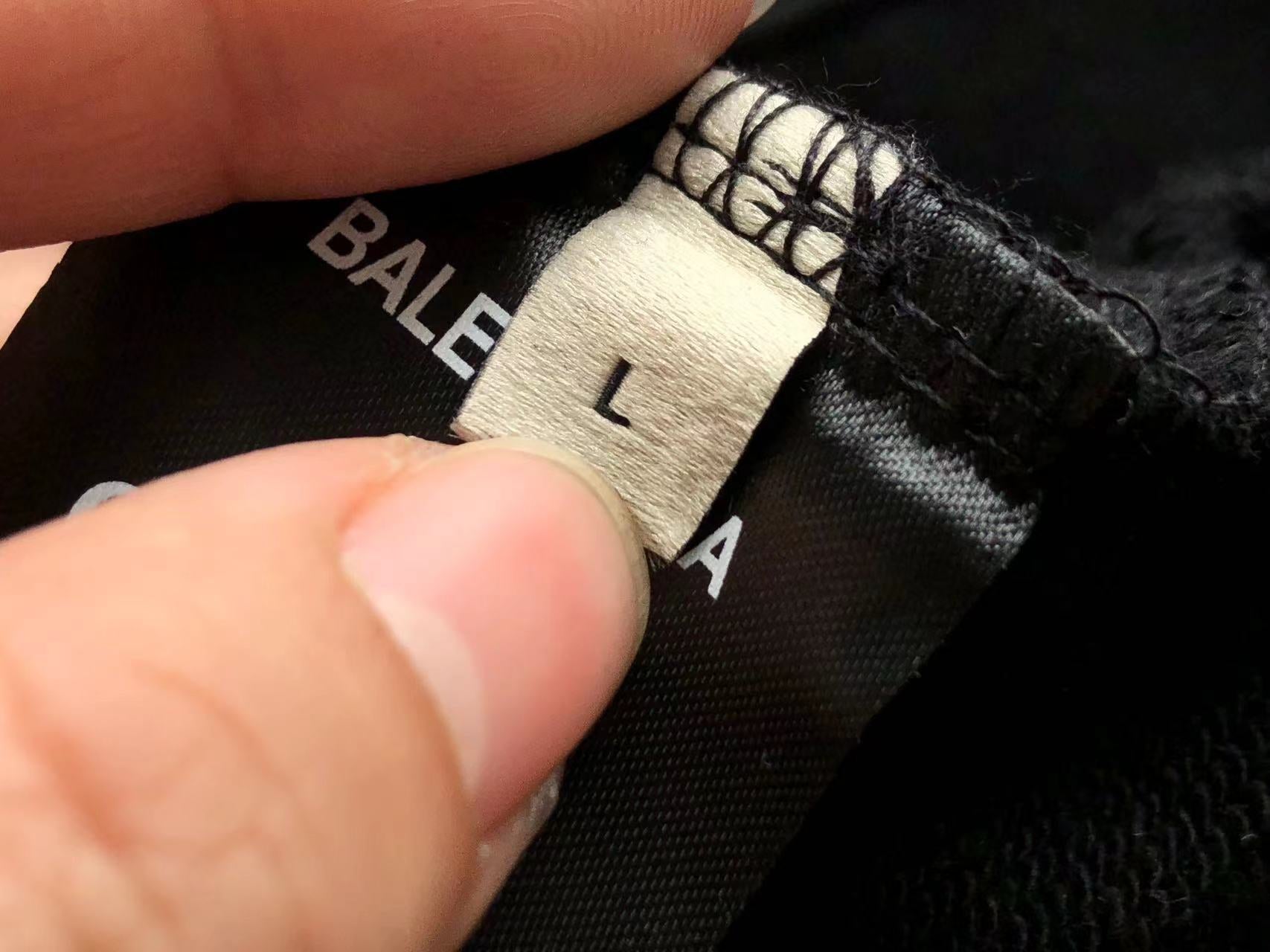 Gvc*1 x Ba1en*iaga Sweatshirt
