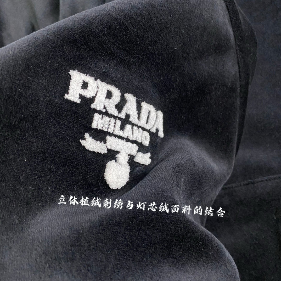 Pra*a Jacket