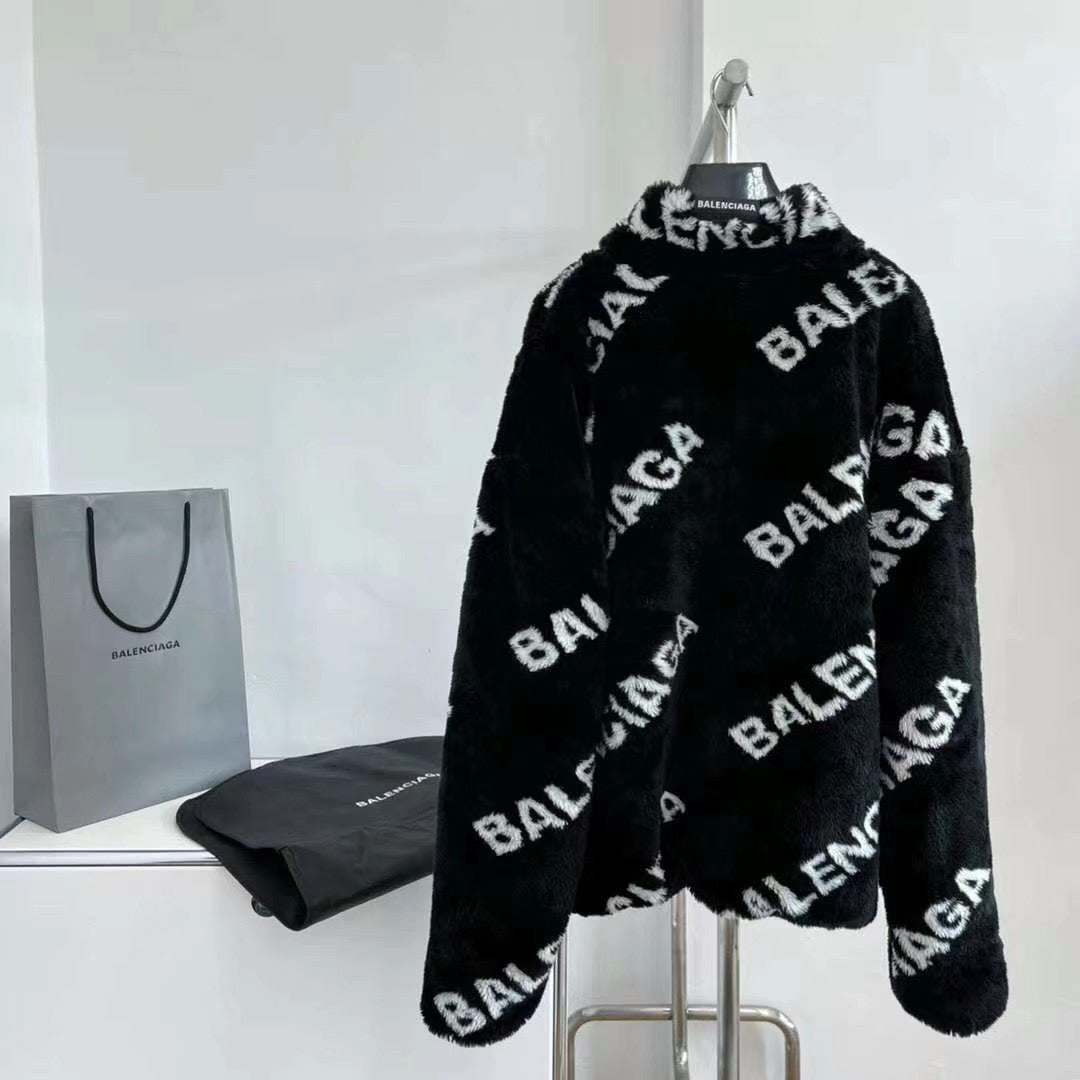 Ba1en*iaga Reversible Jacket
