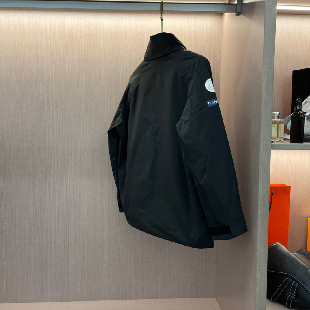 Pra*a Jacket