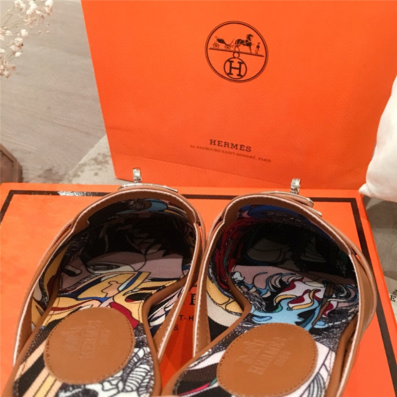 H**me5 Kelly Buckle Half Slip Shoes