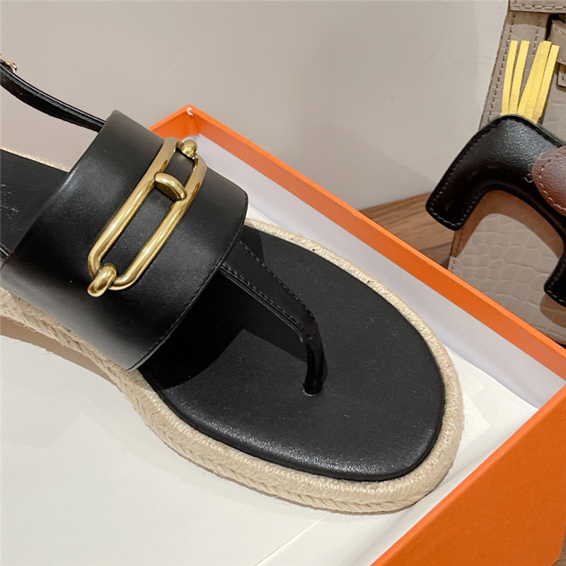 H**me5 knitted flat sandals