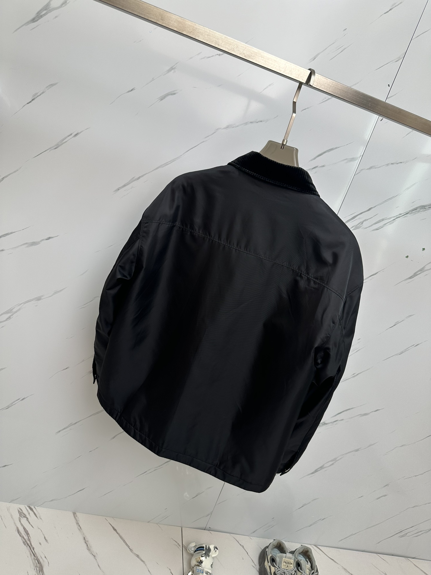 Pra*a Jacket