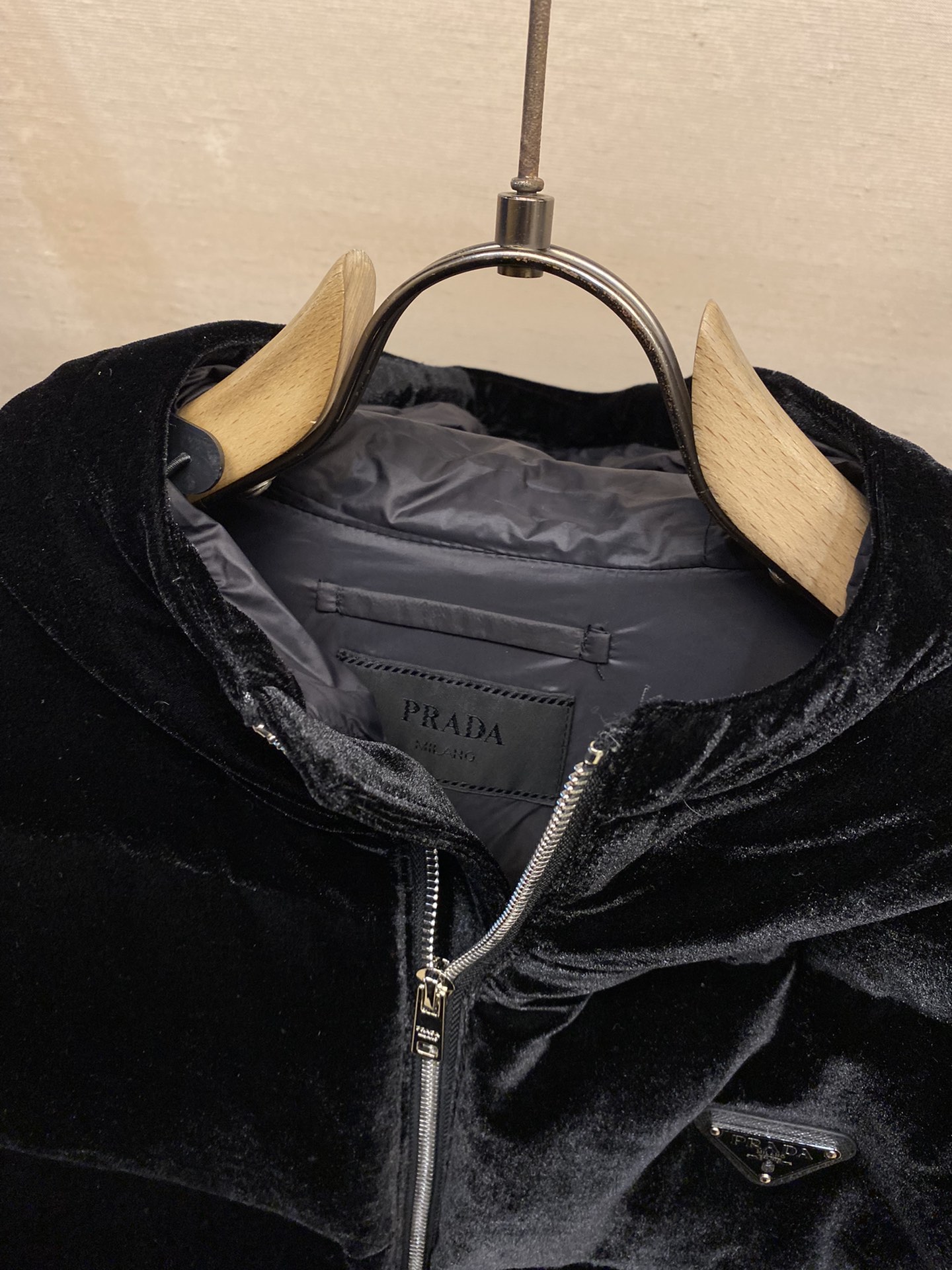 Pra*a Jacket