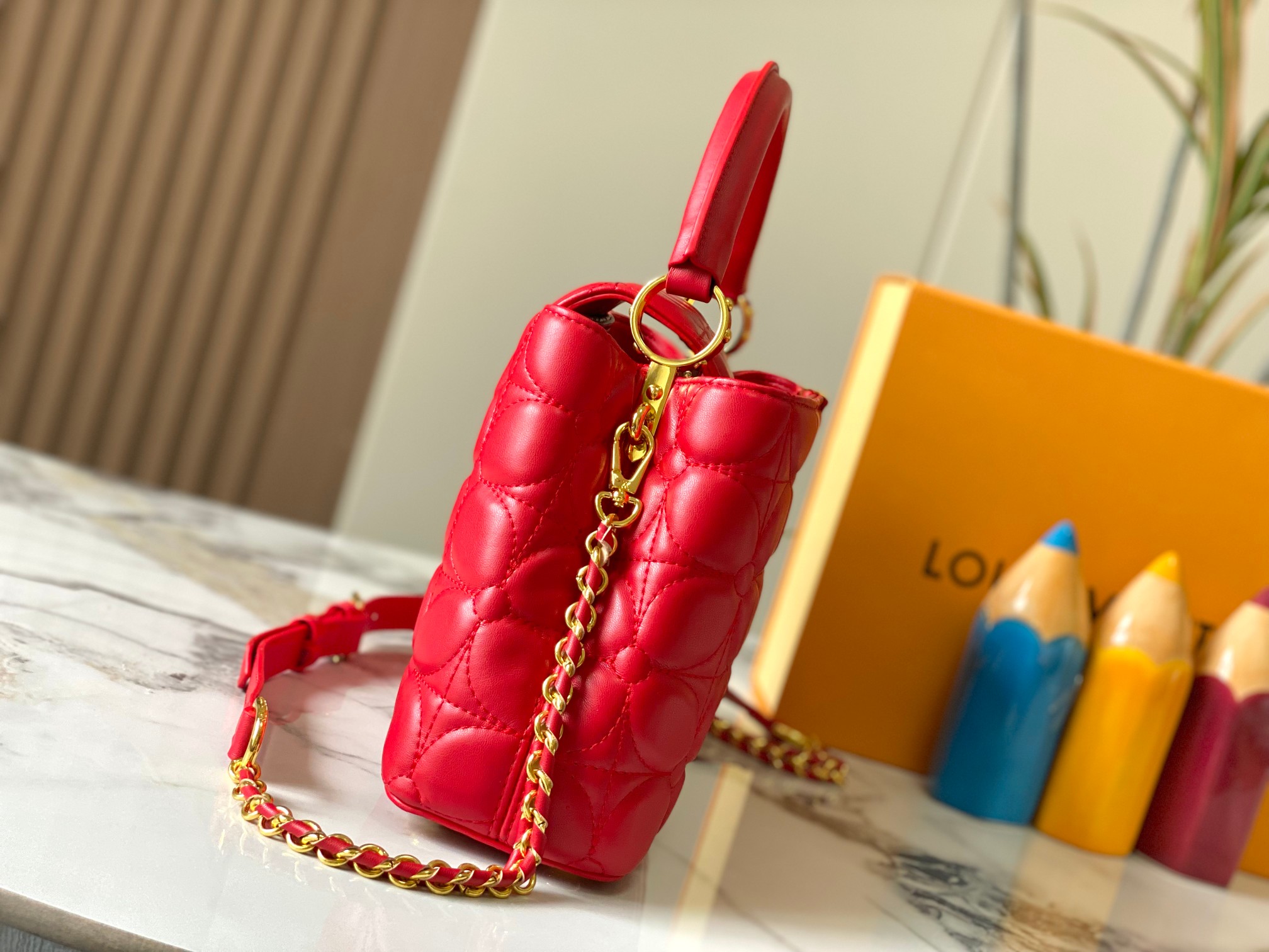 L0vis Vvtt0n Monogram Red Handbag Replica